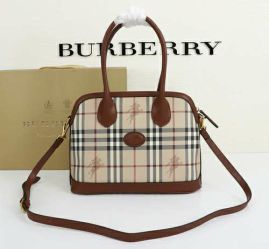 Picture of Burberry Lady Handbags _SKUfw105059564fw